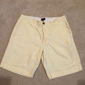 Light yellow sun washed Oxford shorts
